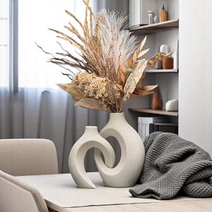 Set of 2 Modern Ceramic Vases – Nordic Boho Hollow Design – Minimalist Home Decor, Flower Vase for Shelf, Table or Living Room
