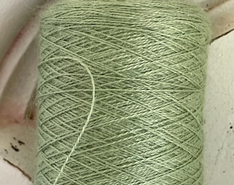 Grote vintage Franse houten haspel katoenen draadklos zacht mintgroen