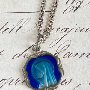 Pretty Vintage French Religious medal pendant Our Lady of lourdes virgin mary Apparition