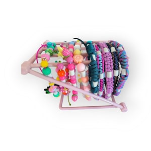 Anti-tick collar for dogs