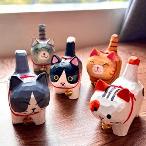Handmade Wooden Cat Figurine,Personalized Wooden Bell Cat Figurine,Unique Cat Lover Gift,Cat Ornaments,Birthday Gift,Gift For Her,Desk Decor