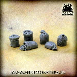 SACKS - 28mm 32mm Scale | Dungeons and Dragons | DnD Terrain | Fantasy | Resin | Wargaming terrain | Wargames scenery | Mini Monsters
