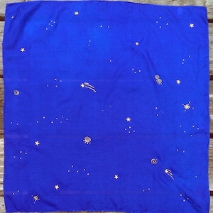 Playsilk Abendhimmel mit Goldsternen Playsilk ~ ~ Handgefärbt & handbemalt ~Waldorf inspirierter Schal!