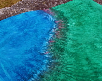 Tappetino da gioco in seta tinta a mano Playsilk: Corner Farm Pond Play Mat, ispirato a Waldorf