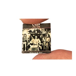 Miniature Ozzy Osbourne Vinyl Record, 1:12 Scale Dollhouse Decor Bild 11