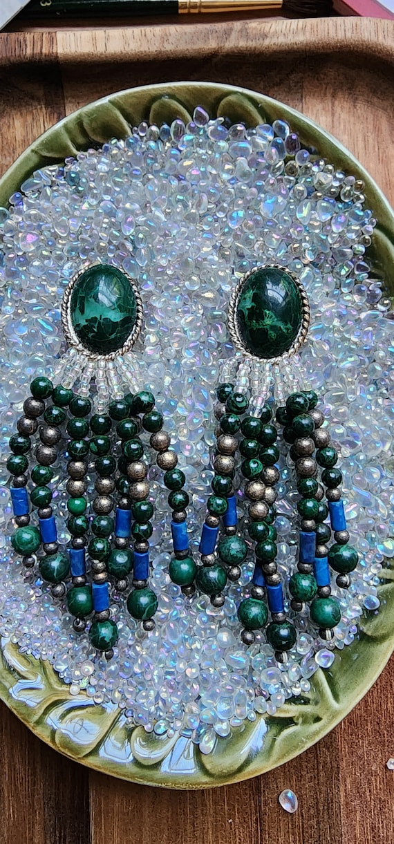 Vintage deep green beaded earrings