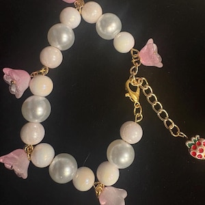 Pearl & Pink Flower Bracelet: Handmade Beaded Bellflower Jewelry