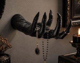 Soporte gótico para joyas con forma de mano, decoración de pared con garra negra, organizador de anillos y collares de bruja, mano de pared espeluznante, decoración oscura para habitaciones góticas.