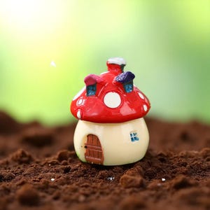 Casa Mágica de Cogumelos em Miniatura – Decoração Artesanal para Jardim de Fadas | Um Toque Charmoso para Artesãos e Amantes de Miniaturas
