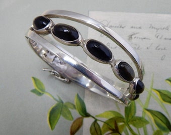 SIGI PINEDA Signed Taxco, Mexico Sterling Silver Hinged Bracelet w/ Obsidian Stones    RA28