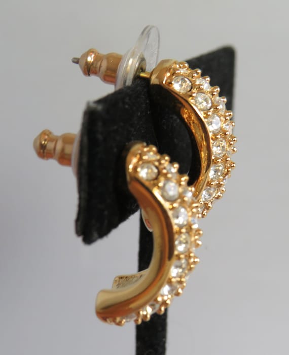 SWAROVSKI Swan Signed Small Half Hoop Post UBD56