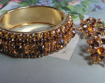 Vintage WEISS Golden Topaz Rhinestone Hinged Bracelet & Clip Earrings Set.   UBY11