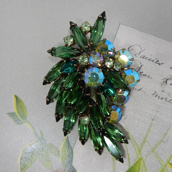 Vintage Green Navette Aurora Borealis Rhinestone Leaf Brooch    PAN30