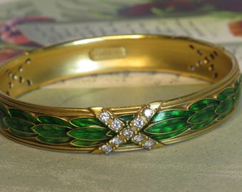 Vintage MMA Metropolitan Museum of Art 'Faberge Collection' Green Enamel Leaf Bangle Bracelet     ZAK23