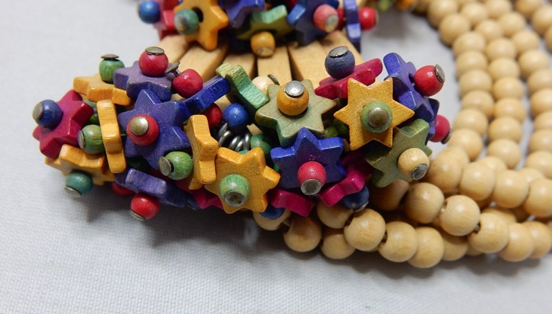 MIRIAM HASKELL Wood Stick /& Star Bead Bracelet SM22