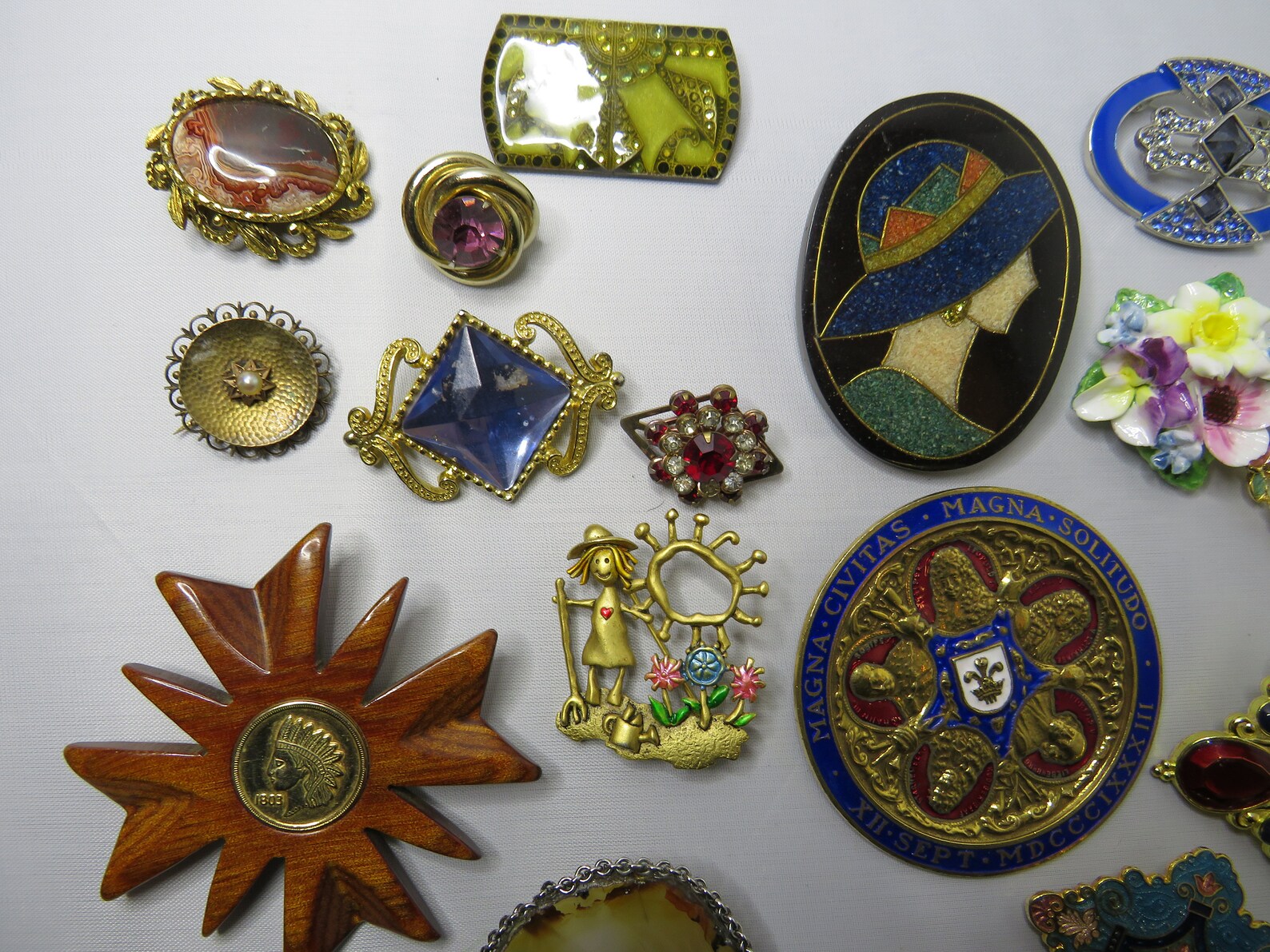 18 Pc Destash Vintage Brooch Lot SDB15 - Etsy