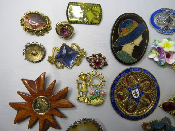 18 pc Destash Vintage Brooch Lot     SDB15 - image 3