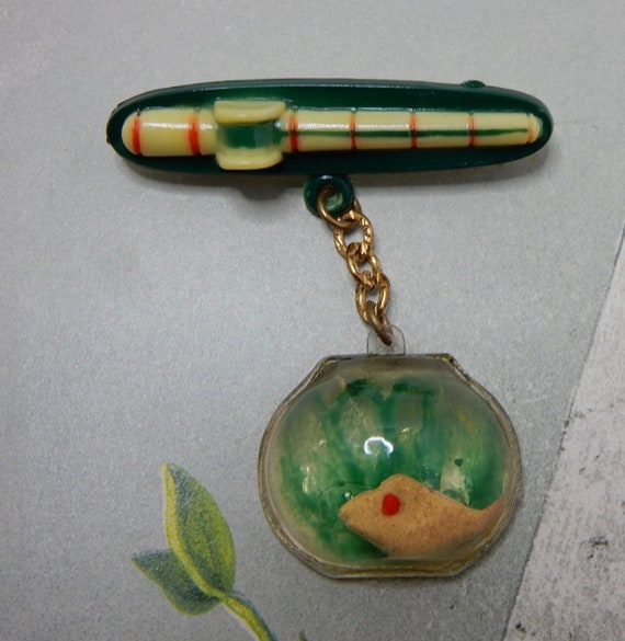 Vintage 1940 Novelty Fishing Brooch Celluloid Pla… - image 1