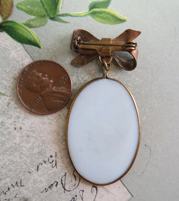 1940s Figural Woman Silhouette Brooch UCB25 Gem