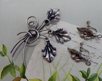 Sterling Silver Leafy Flower Brooch & Screw Back Earrings Set   QV15