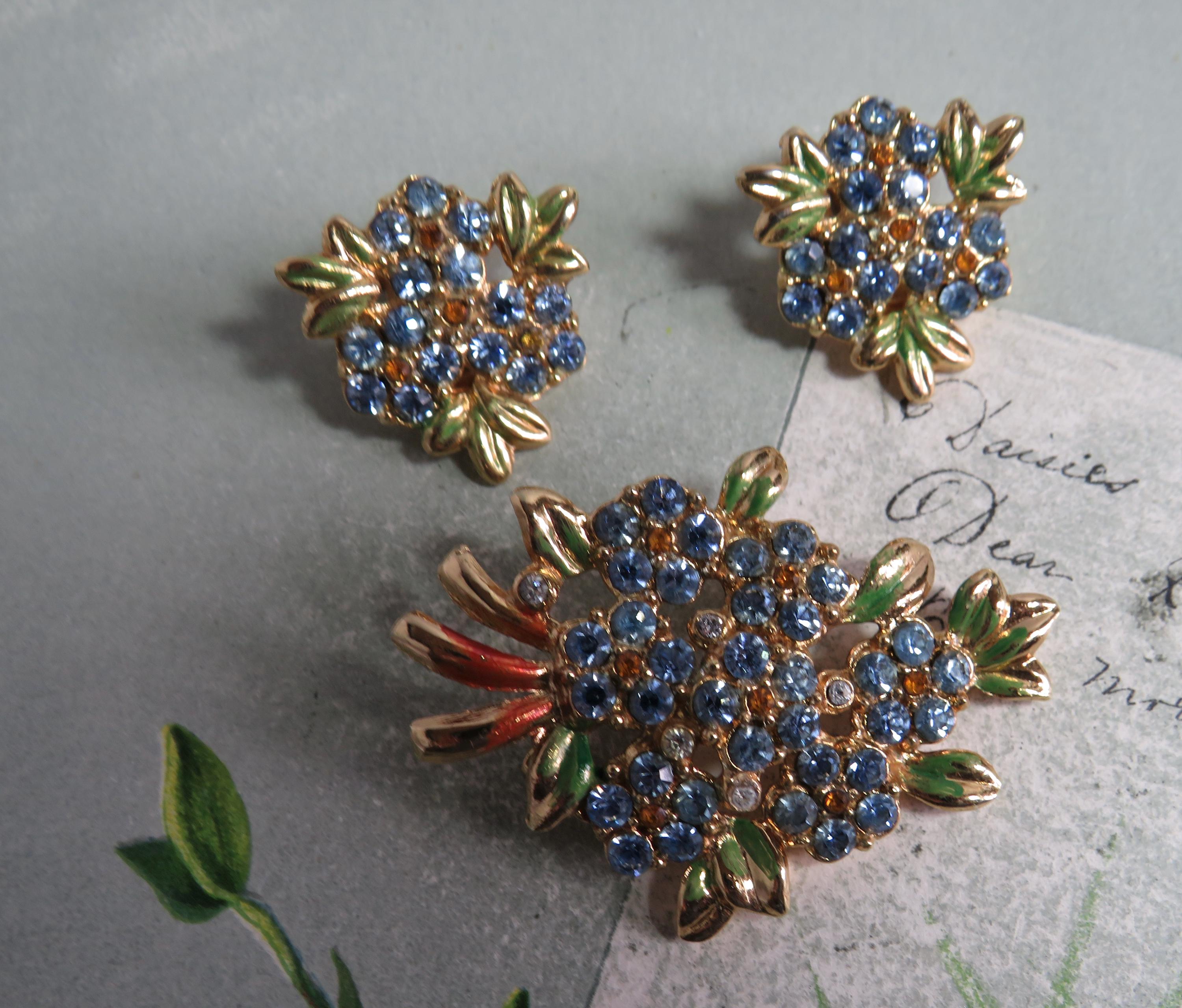 Vintage KRAMER of New York Blue Rhinestone Brooch Pin