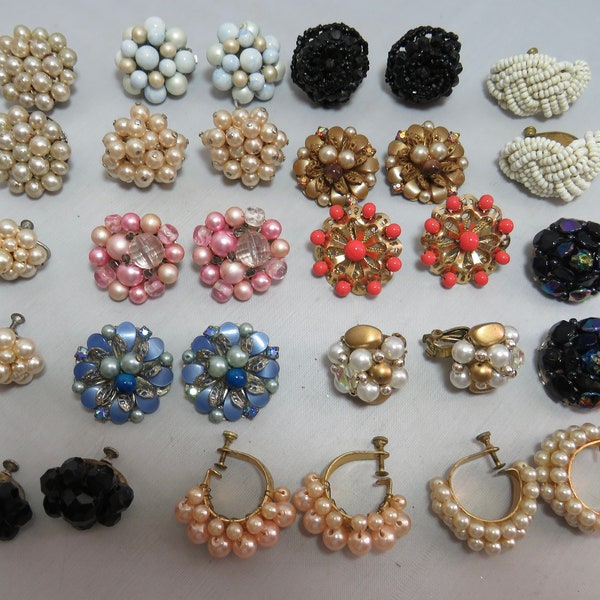 15 pr. Fabulous '50s Vintage Bead Cluster & Button Style Earrings Lot     UCQ54