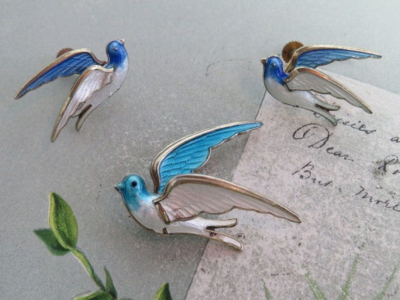 NORWAY Signed Sterling & Guilloche Enamel Swallow Bird Pin or