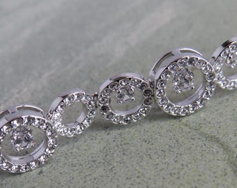 SWAROVSKI Swan Signed 'DANCING' Crystals Silver Link Bracelet in Original Box    ZAK53
