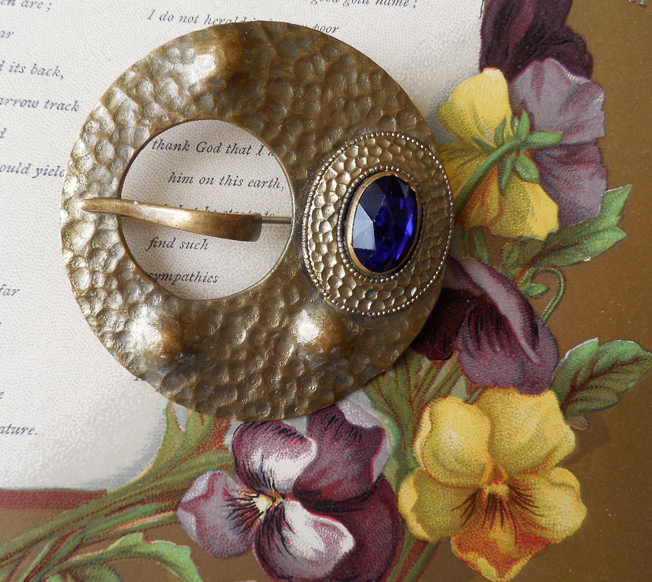 Vintage Brooch Blue Cabochon and Gold Metal Victorian Jewelry 