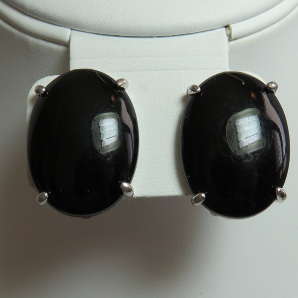 SCHIAPARELLI Signed Silver & Black Button Style Clip Earrings.   UCQ27