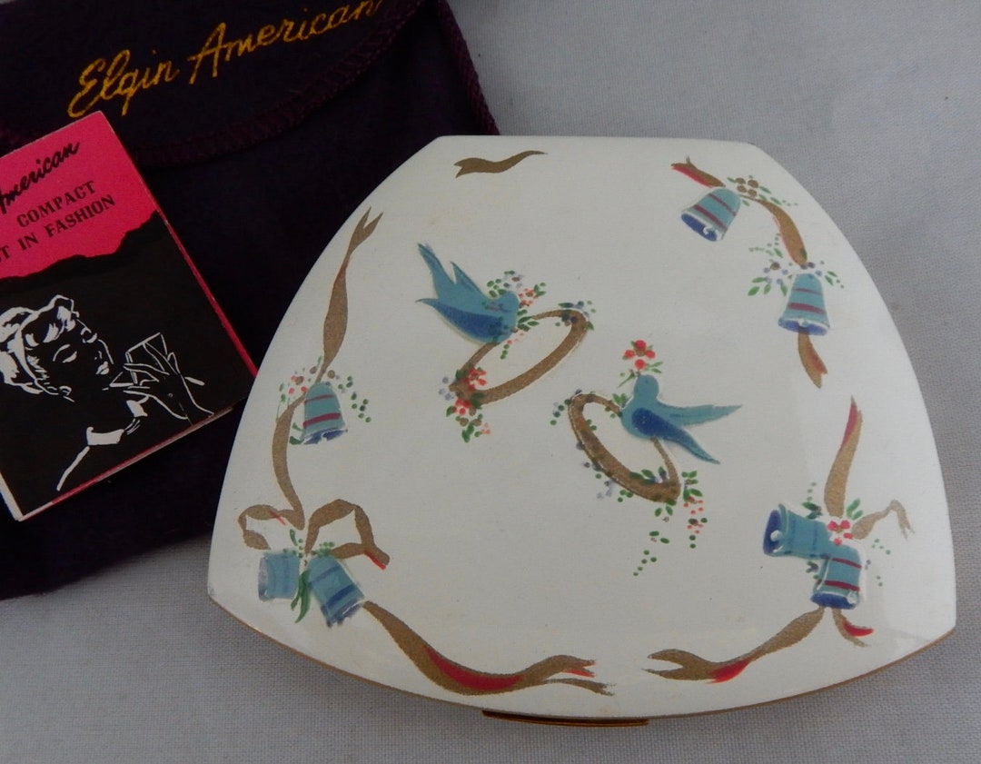 Vintage ELGIN AMERICAN Blue Bird & Wedding Ring Enamel Compact NOS New