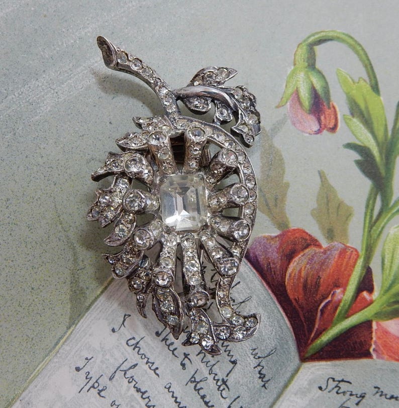 EISENBERG Signed Sterling Silver Leaf Fur Clip or Brooch OEL36