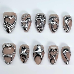 Trendy Chrome Press On Nails | Silver Enigmatic Pattern  Metallic Nailart | Gothic Inspired Nail Art | Y2K Nails