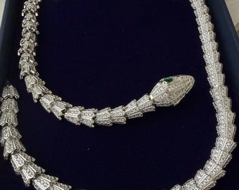 Vintage Halskette mit Schlange (Serpenti) und grünen Augen, silberfarben