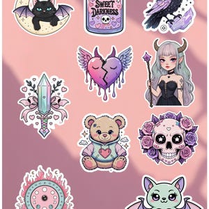 Pacchetto di adesivi Pastel Goth - Adesivi in vinile estetici gotici morbidi e spettrali (10 pezzi) + foglio di adesivi gratuito - Adesivi emo kawaii e streghe