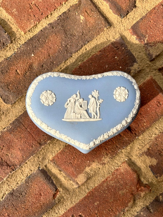 vintage jasperware wedgewood - Gem