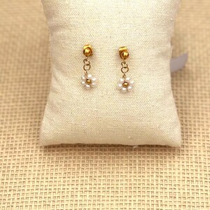 Flower earrings