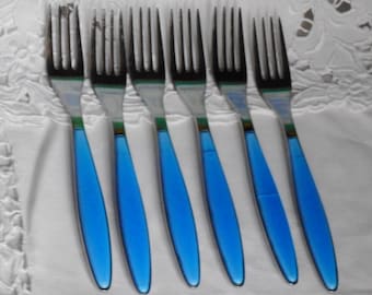 Lot of 6 Guzzini Forks. Feeling Series in Mediterranean Blue. Pre Loved. 18/10 Stainless Steel and PVC Flatware.  Ergonomic Design.