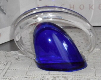 Guzzini Napkin Holder. Feeling Collection. Made in Italy. Cobalt Blue and Clear Lucite. Iconic Italian Design By Robin Levien. Pre Loved.