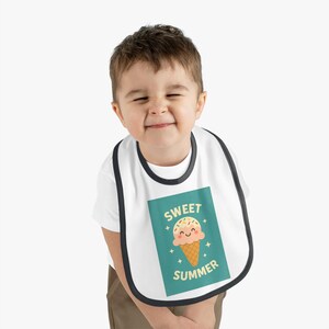 サマーアイスクリームベビービブ、かわいいベビーシャワーギフト、楽しい幼児用授乳ビブ、夏のホリデー必需品、ベビーアクセサリー