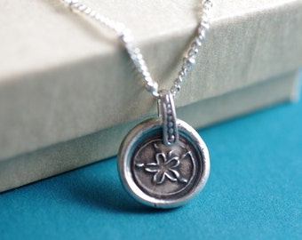 Little Sanddollar - Fine Silver Sanddollar Necklace