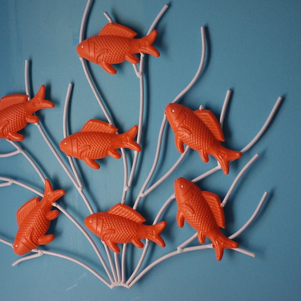 Swimming Fish Coastal Wall Decor