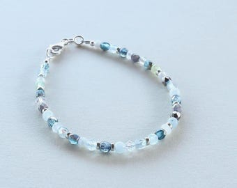 Pulsera con la piedra natal de marzo, pulsera de aguamarina y piedra lunar, pulsera de plata de ley, pulsera de piedra preciosa azul, regalo del Día de la Madre para ella.