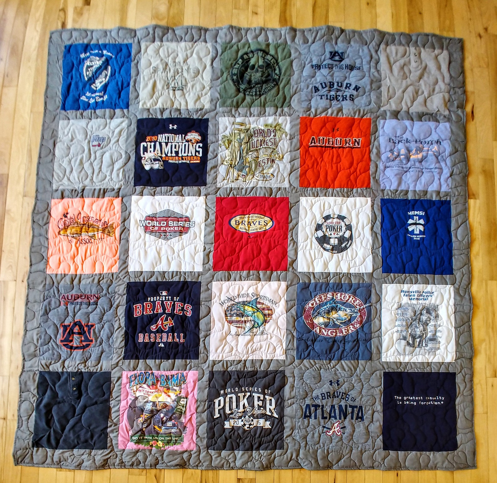 25 T-shirt Memory Quilt With Sashing FREE SHIPPING - Etsy