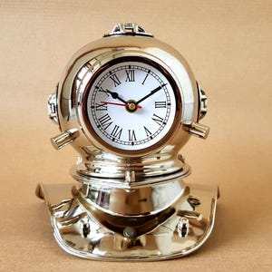 Nautical Diving Helmet Desk Clock: Antique Style Brass & Copper
