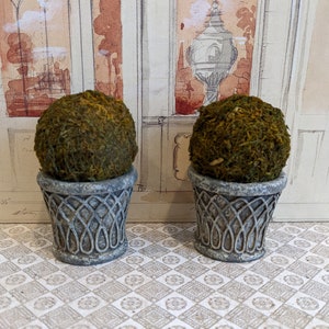 Dollhouse Miniature Pair of Moss Spheres Topiary in Faux Concrete Planters Scale 1:12