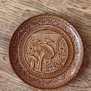 10" Wheel thrown stoneware pottery plate with unique mushroom texture design in Wheat Tan glaze image 3