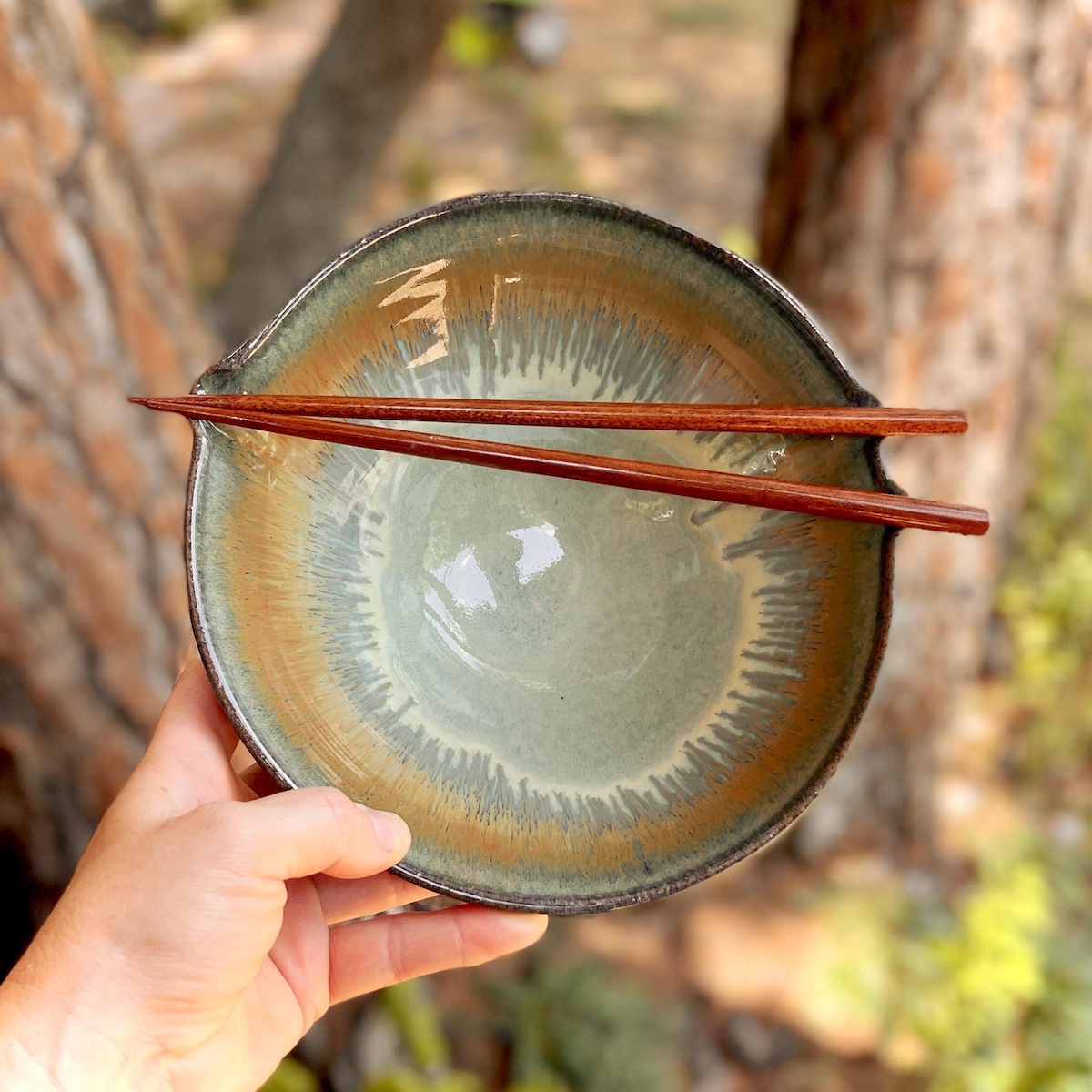 Ramen Bowl With Chopstick Rest in Patina Glaze. Wheel Thrown Stoneware Pottery // Noodle Bowl // Rice Bowl // Chopstick Bowl // Lead Free - Etsy