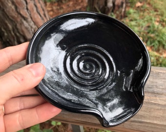 Swirl Spoon Rest in Glossy Black Glaze. Wheel thrown stoneware pottery