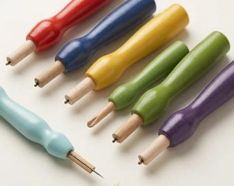 Felting Needle Holder Set, 8 Piece Color Coded Wooden Handle Tools with 40 Gauge Needles, Wool Felt Punching Pen for DIY Crafts